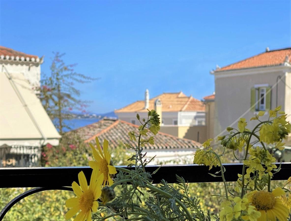 Summer House In Spetses ภายนอก รูปภาพ