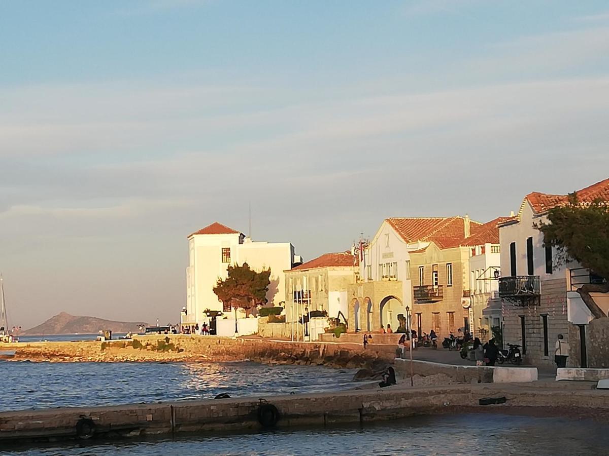 Summer House In Spetses ภายนอก รูปภาพ